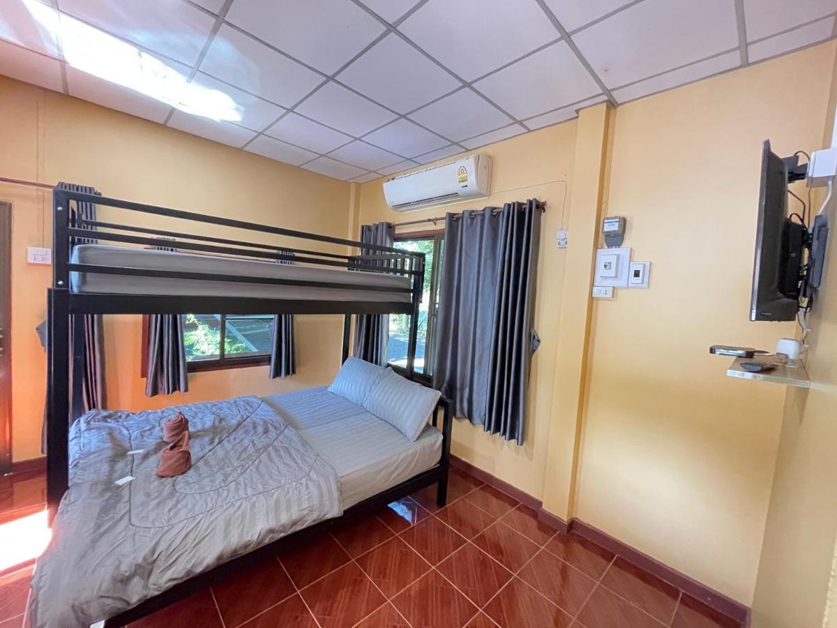 Rain Tree Cafe & Homestay يوثاي ثاني المظهر الخارجي الصورة