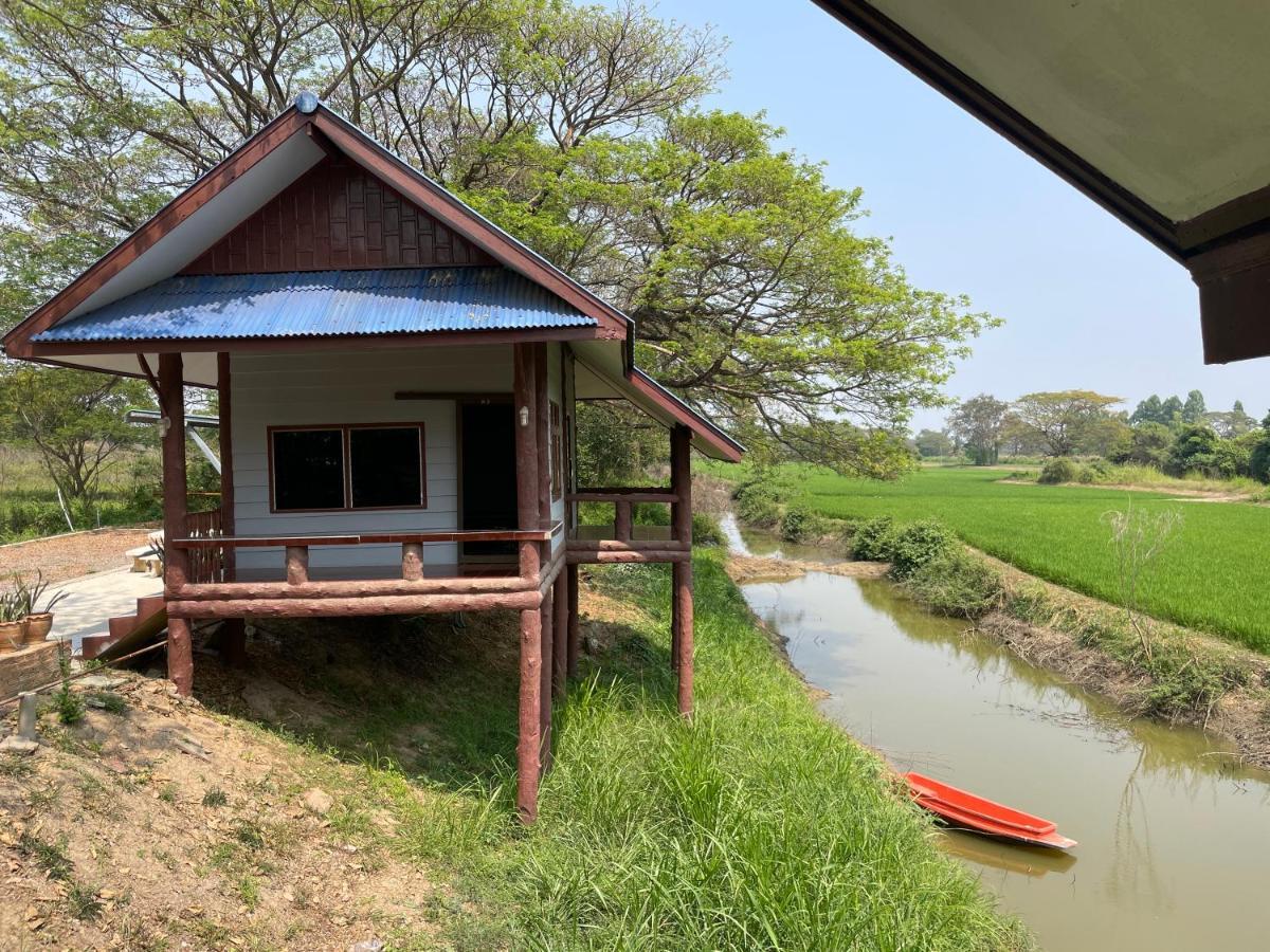 Rain Tree Cafe & Homestay يوثاي ثاني المظهر الخارجي الصورة
