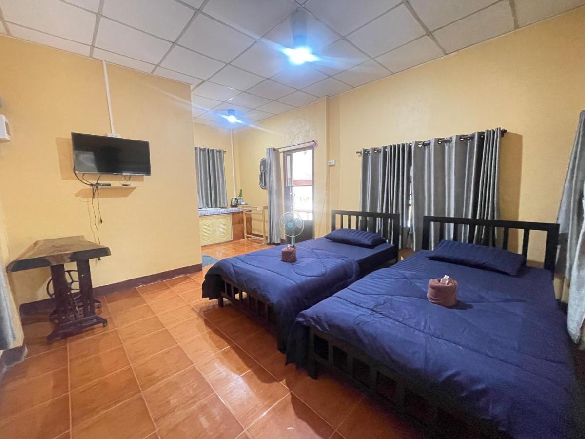 Rain Tree Cafe & Homestay يوثاي ثاني المظهر الخارجي الصورة